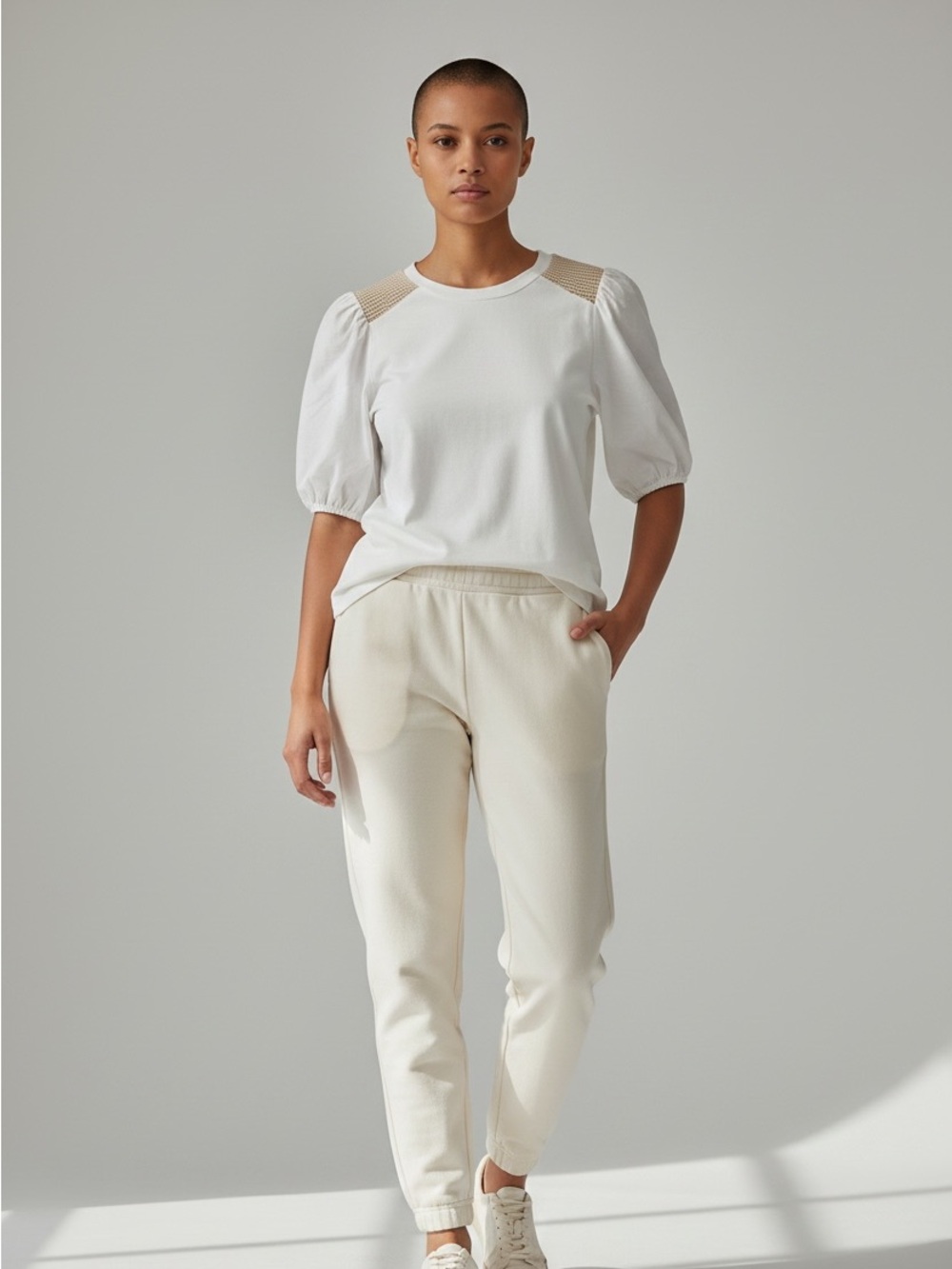 Evereve Cream Puff Sleeve Tee with Tan Shoulder Panels M